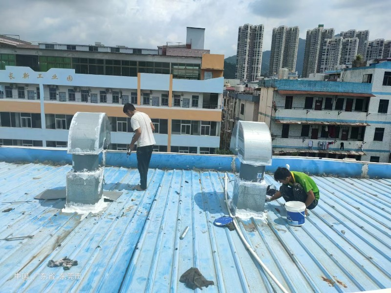 上杭钢结构屋面涂料维修方法